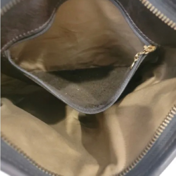 Vintage Coach Crossbody. Brown leather. Great vintage condition! - Picture 6 of 8